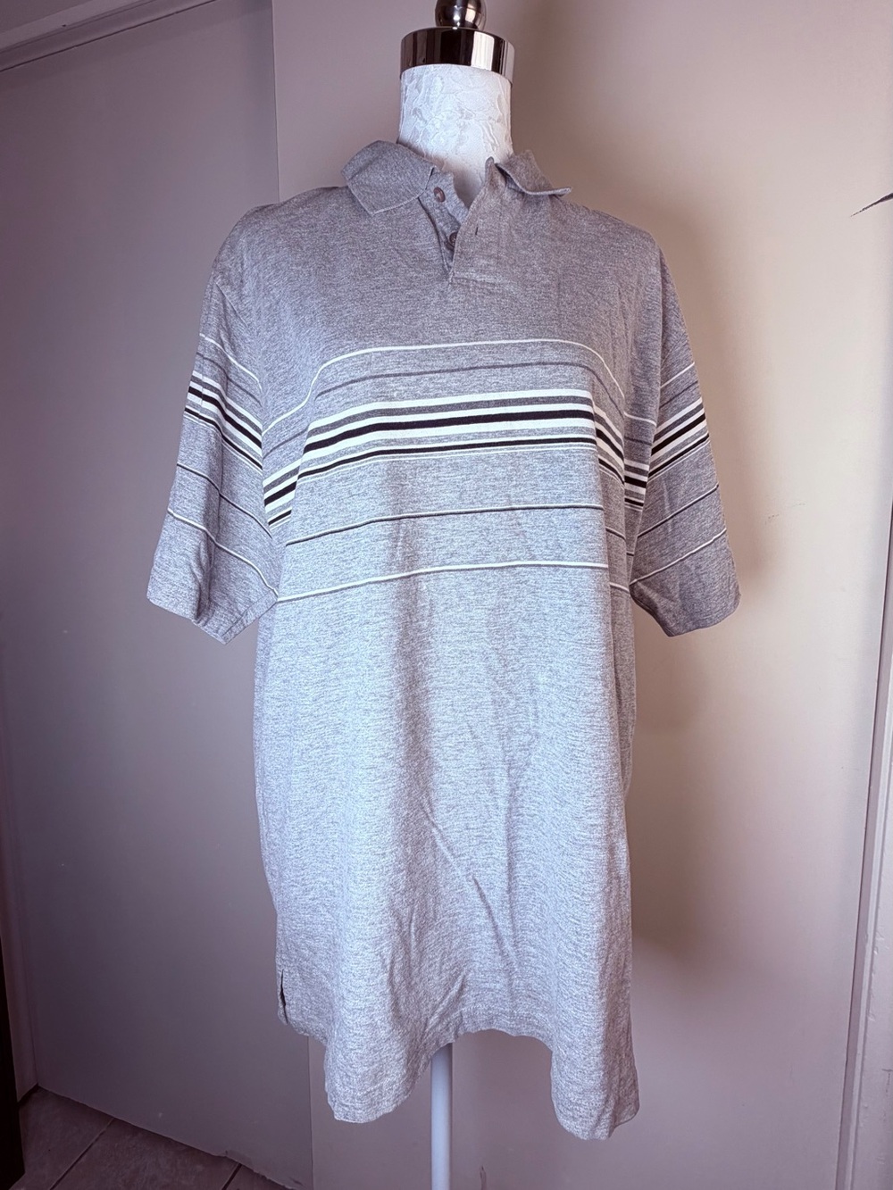 Men's Grey Short-Sleeve Striped Polo Shirt